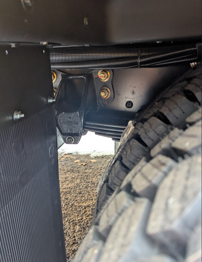 Rear leaf spring suspension rear bracket